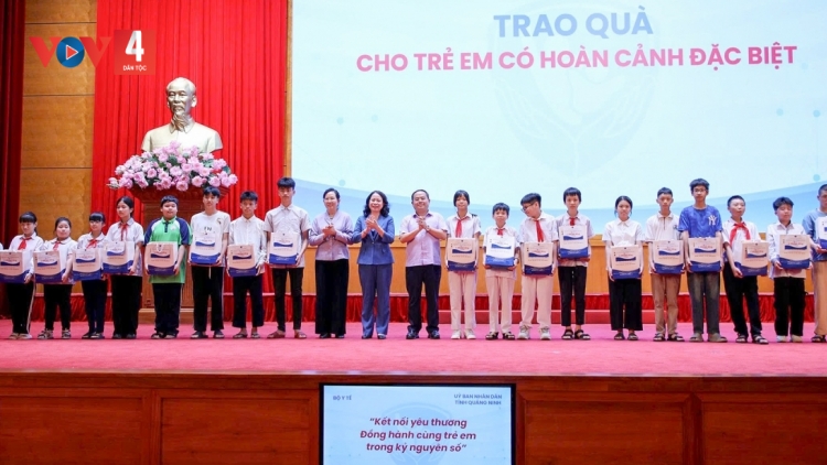 PHÓ CHỦ TỊCH NƯỚC VÕ THỊ ÁNH XUÂN K’ĐƯƠI MOON C’XÊÊ LÊY BHRỢ TU APÊÊ P’NIÊN