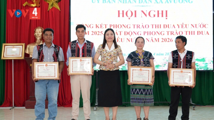BH’RỢ THI ĐUA CHĂP KIÊNG K’TIẾC K’RUUNG T’VAIH PR’ĐƠỢ HA DƯR ĐHỊ AVƯƠNG