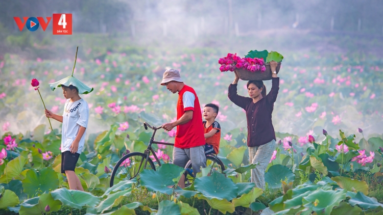 ĐÔI BỜ NƯƠNG DÂU (Bài chòi)