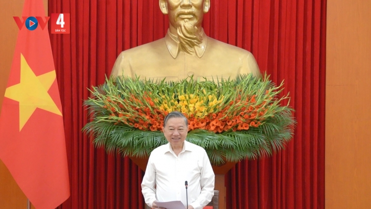 TỔNG BÍ THƯ, CHỦ TỊCH NƯỚC TÔ LÂM TA ĐANG MOON: NG’XAY BHRỢ GHÍT LÂH MƠ XA NAY BH’RỢ PA DƯR ÂNG VIỆT NAM