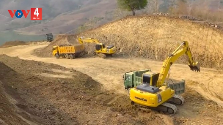Gỡ "nút thắt" mặt bằng, sớm thông tuyến kết nối QL37 với QL279D