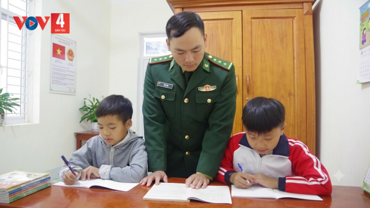 Mái nhà thứ hai cho trẻ em vùng biên