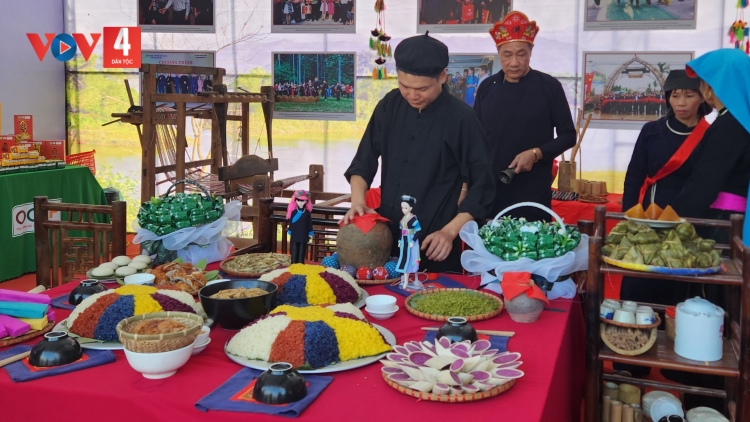 Mùa cốm - Sợi dây gắn kết cộng đồng người Tày