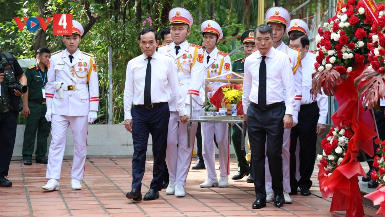 DZỢ VÊY N’LEH C’LEH BH’RỢ NĂC ÓO PA ĐHÊY CHÂC LÊY N’HANG LIỆT SĨ