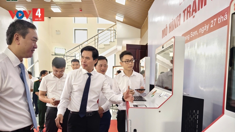 Lạng Sơn vận hành Trạm dịch vụ công số tại 10 xã, phường biên giới
