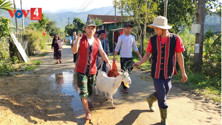 Lễ cúng thần nước của người Pa Cô