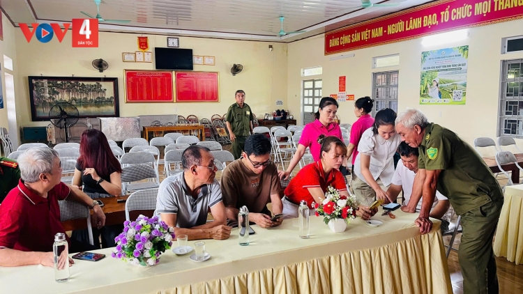 MANUYH ĐƯƠI PR’ĐƯƠI SỐ - NĂC ĐỢ MANUYH PA DƯR BH’RỢ CHUYỂN ĐỔI SỐ ..