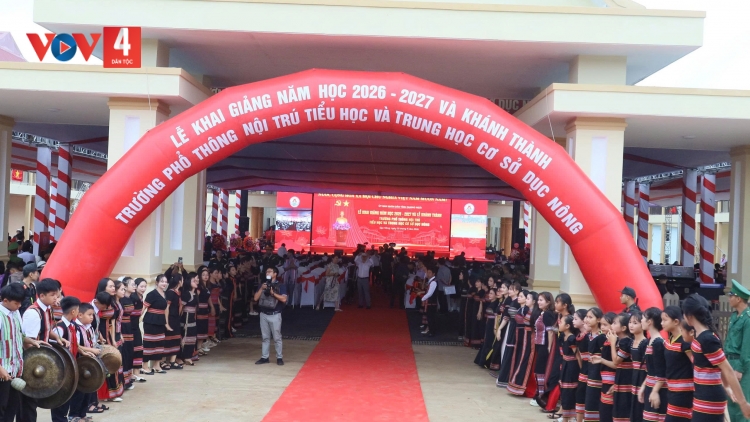XĂL T’MÊÊ GIÁO DỤC: ĐOỌNG HỌC SINH BƠƠN HỌC TẬP LIÊM CHOOM LÂH MƠ