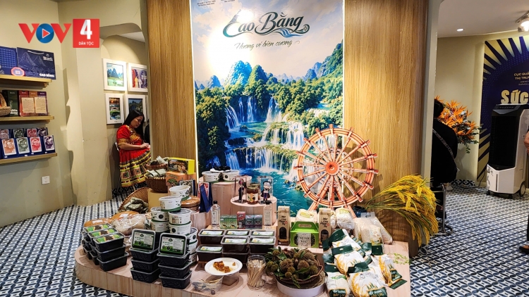 Cao Bằng mang hương vị biên cương đến Thủ đô