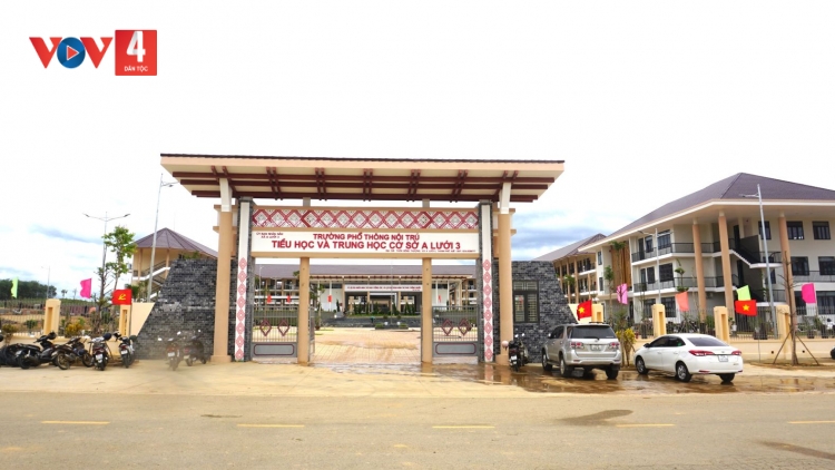 Trường liên cấp vùng biên A Lưới sẵn sàng cho năm học mới