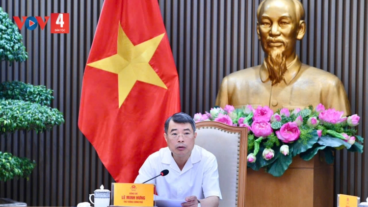 THỦ TƯỚNG LÊ MINH HƯNG K’ĐƯƠI PAZẬP SÁCH GIÁO KHOA COH CR’CHĂL ĐƠƠH BHLẦNG    