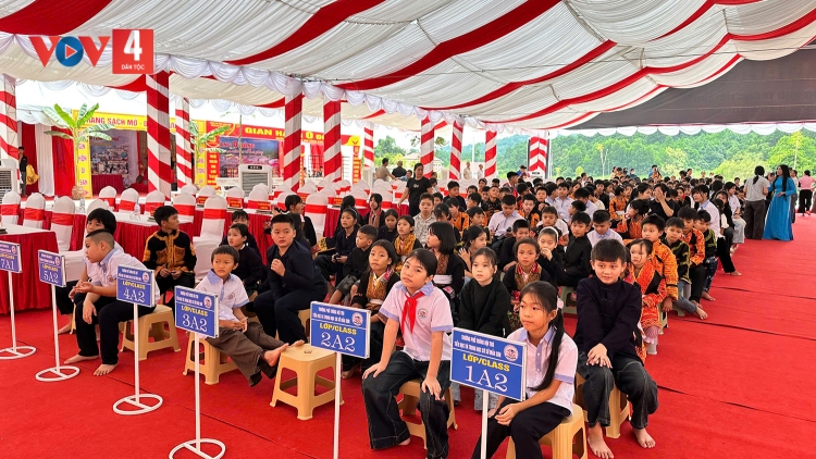 SLÍ ĂN TRƯỜNG SLE BẠI LỦC SLƯ DÚ PIÊN CHÁI LẠNG SƠN PÂY SLON SLƯ XẨƯ 