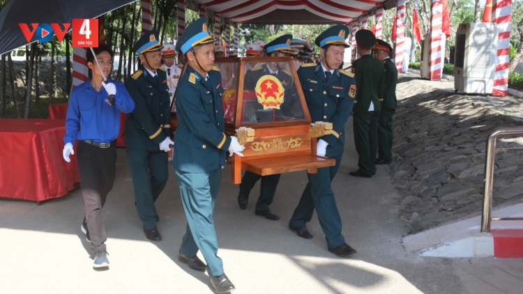 TP.HCM: RA VĂNG TÂP N’HANG 731 LIỆT SĨ ĐHỊ CÔNG VIÊN LÊ THỊ RIÊNG