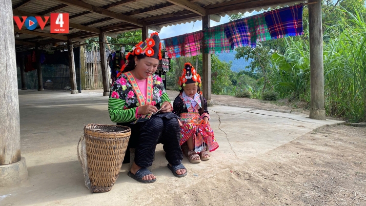 Người trẻ Điện Biên kể chuyện Ngày hội Văn hóa dân tộc Mông trên mạng xã hội
