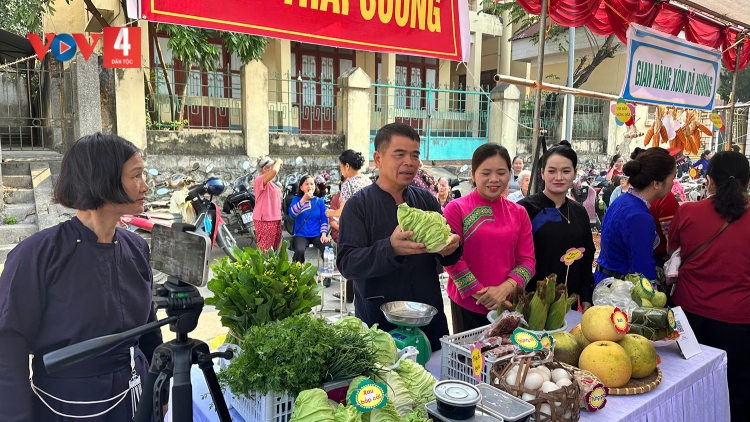 Đưa nông sản lên sóng livestream 