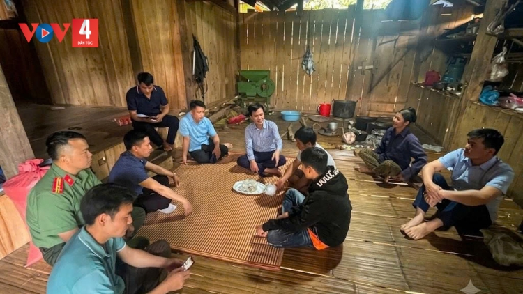 Nỗ lực đưa học sinh ở vùng cao Xuân Lạc trở lại lớp 