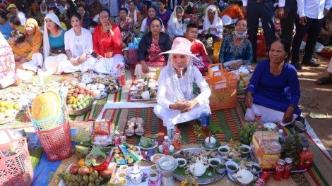 Đhanuôr Chăm tỉnh Ninh Thuận bhui har t’pâh bhiệc bhan Katê 2022