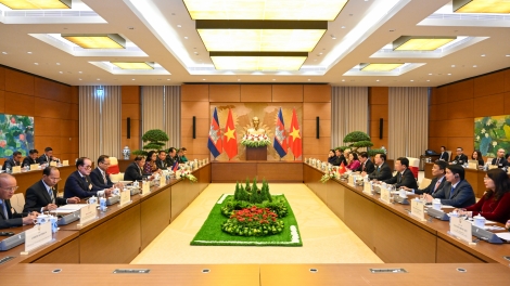 Củ tịc Quôk hội Việt Nam cribơyai mờ Củ tịc Thượng viện Campuchia