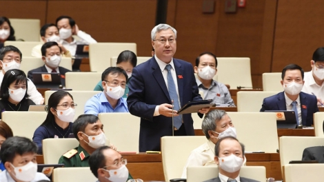 Khua dêh čar hăng 4 čô khua ding jum lăi glăi kơ ƀing pơ ala mơnuih ƀôn sang dêh čar