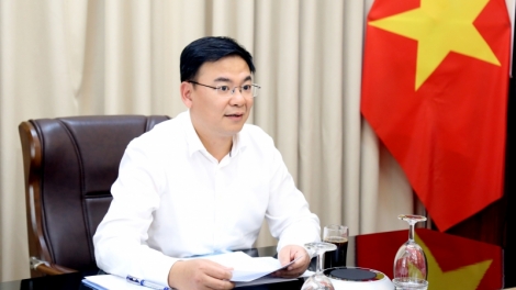 Khua Ding jum pơtom hiăp pơjing Grŭp črâo ba bruă pơgang mơnuih Việt Nam pơ̆ tač rơngiao 