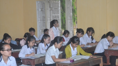 T’pâh 54 sinh viên moọt học đại học ting chế độ cử tuyển