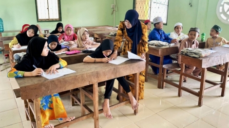 Pa đil Chăm lưch loom tu bh’rợ tr’mông tr’meh liêm crêê âng đha nuôr