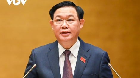 Củ tịc Quốk hội ồng Vương Đình Huệ đơng lam dơ̆ sơn đờm pơrjum dơ̆ 4, Quốk hội khoă 15