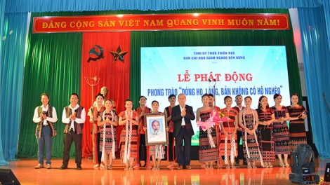 Thừa Thiên Huế: K’đươi bh’rợ “Tô bhúh, vel bhươl doọ vêy pr’loọng đha rứt”