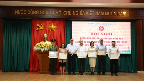  Dak Lak: Mđing truh Hruê hdră bhiăn Việt Nam 