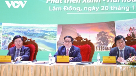 Thủ tướng: Bơtàu tơnguh lơh sa - mpồl bơtiàn pơgồp bơnah gàr kơ̆ lơngăp lơngai cíñ trị, sền gàr lơngăp lơngai tiah Tây Nguyên