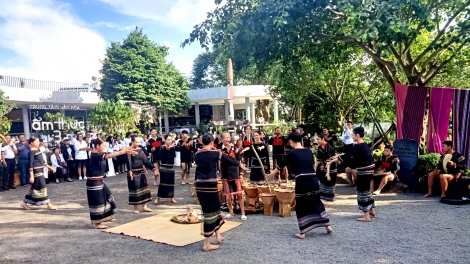 Dak Lak: Rdâk tay Lễ rhơn khay kăch rek nuĭh Rđe