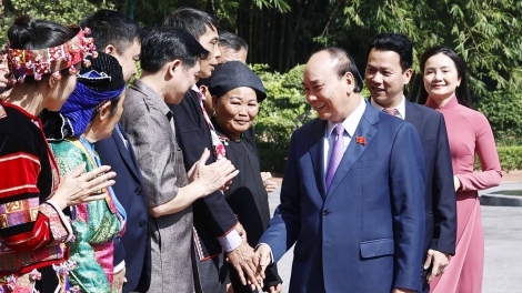   Kruanh dak mâp ăp ntoh măt nŭih geh bu rnơm ntoh lư bah n’gor Hà Giang