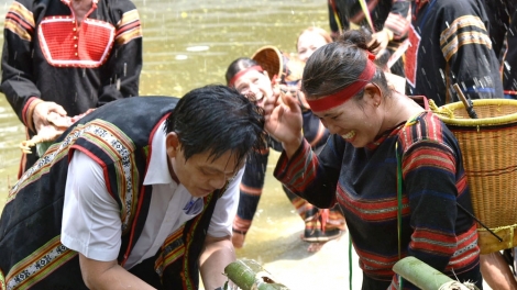 Klei mmuiñ mtă mtăn răng mgang dliê