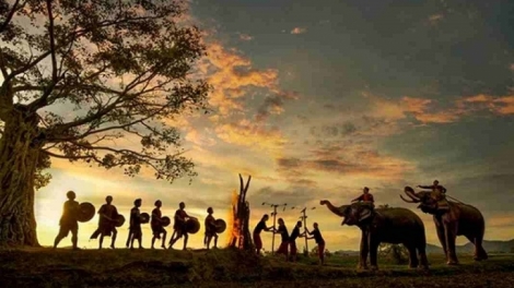 Chim Bhĭ bay về cội nguồn