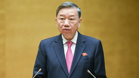 Xay moon p’xoọng “zr’lụ n’niên” coh hộ chiếu ooy Nghị quyết pr’họp g’luh 4