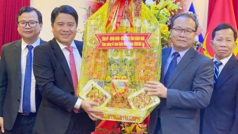 T’cooh xa nay tỉnh Quảng Nam haanh deh Quốc khánh k’tiêc k’ruung CHDCND Lào