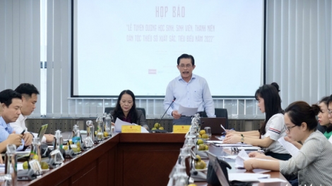 Hơnh deh 140 HSSV, đha đhâm c’mâr acoon coh c’moo 2022