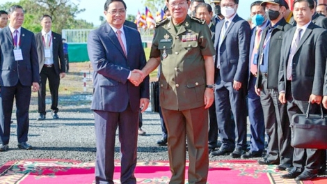 Thủ tướng Phạm Minh Chính g’luh tr’nơơp lướt lum lêy Campuchia: Đoàn kết tu râu k’bhộ k’van, mâng k’rơ âng bơr k’tiêc k’ruung
