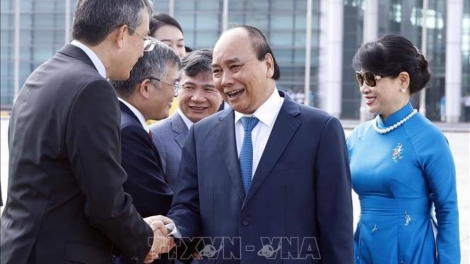 Chủ tịch nước Nguyễn Xuân Phúc dưr lướt lum lêy k’tiêc k’ruung Thái Lan lâng pâh APEC 2022