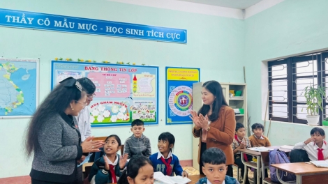 C’bhuh ch’mêêt lêy âng Hội đồng Acoon coh bhrợ bhiêc đhị Thừa Thiên Huế