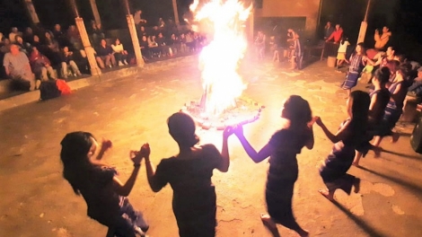 Ưn ngài Dà lơgar