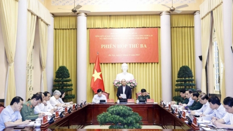 Khua lăn čar kiă kriê klei bi kƀĭn Êpul gĭt gai bruă mkŏ mjing hdră êlan ksiêm wĭt 10 thŭn hlue ngă hdră mtrŭn gưl dlông 8