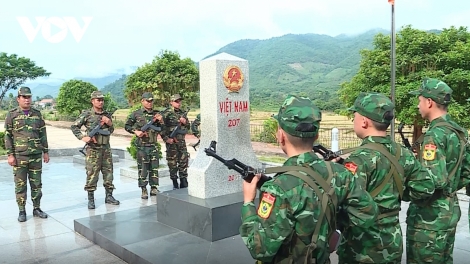 Bhrợ t’bhứah bh’rợ đoàn kết zư lêy an ninh k’noong k’tiếc