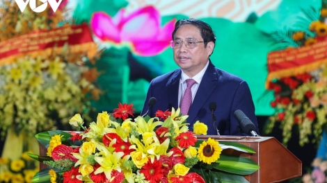 Thủ tướng pâh bh’rợ haanh deh 100 c’moo t’ngay n’niên âng đồng chí Võ Văn Kiệt