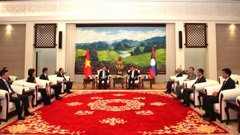 Khua gĭt gai Đảng Lao drông leh êpul khua prŏng ala čar drei nao ti anôk bi kƀĭn tal 9 plah wah dua Đảng 