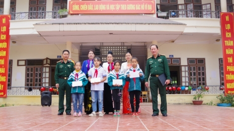 Mô đô̆i Sơn La pêi pro tơdroăng ‘’rak ngăn, tŏng kum vâi hdrêng pá puât’’ a kơphô̆ ngo