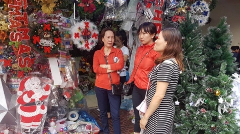 Phung đăo kơ Aê Diê čar Daklak mprăp drông Noel 