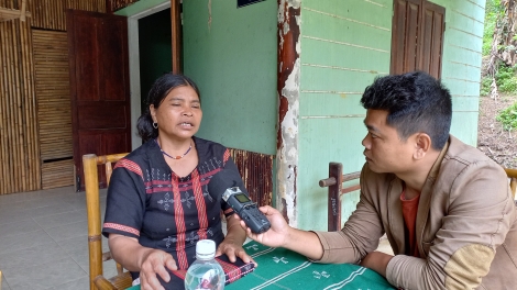 Manứih zư pa dưr bh’rợ taanh n’đoóh a’doóh acoon cóh Cơ Tu