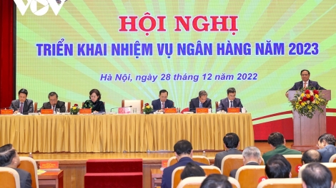 Thủ tướng Phạm Minh Chính râng tâm nchră an tĭng ƀư nău kan ngân hàng năm 2023