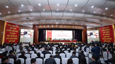 Thủ tướng tus pơrjum tơn jơh pờ tơlik tơn tàm internet Gah Nội vụ dê 